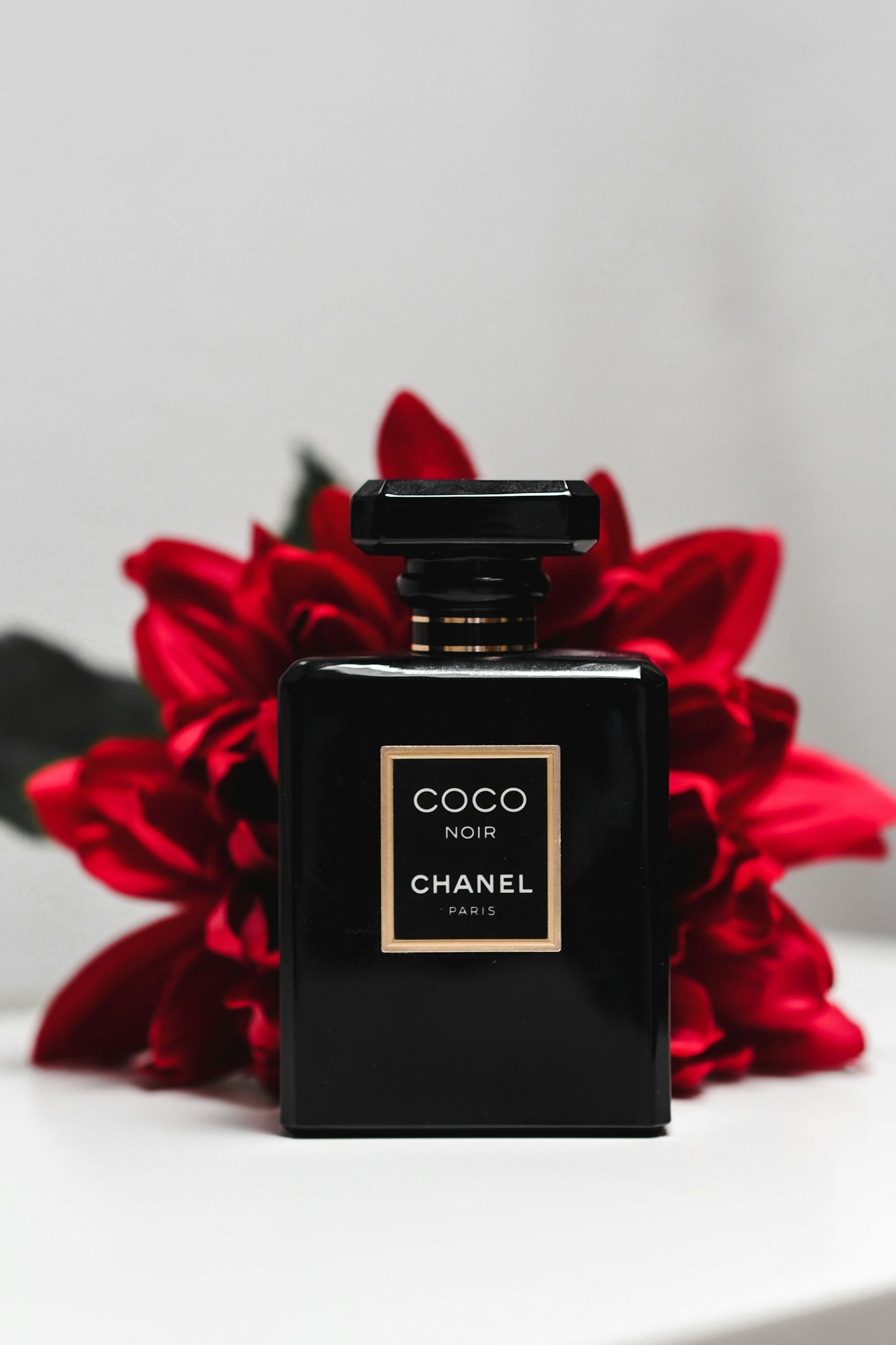 The Science Behind Luxos’ Exquisite Scents